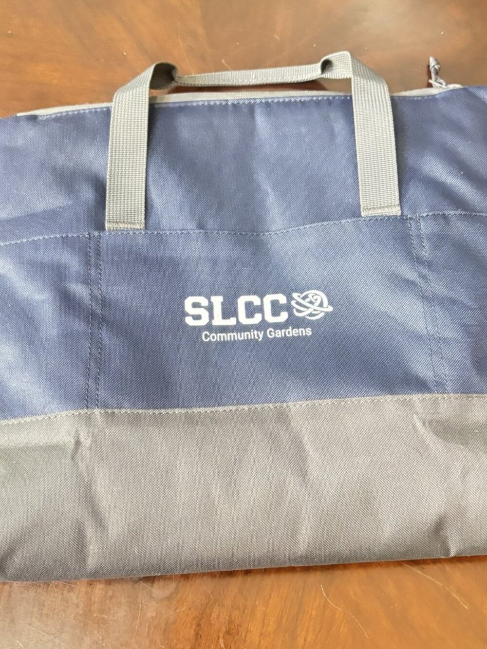 NWT SLCC Community Gardens Insulated Convertible Tote Bag - Navy & Gray